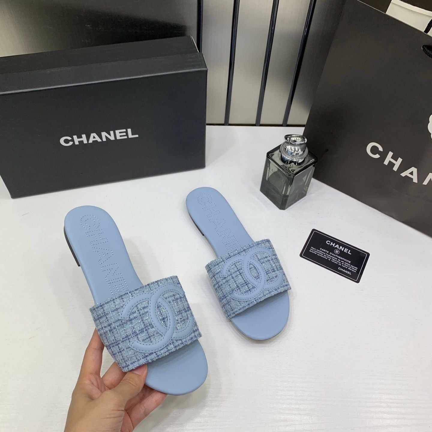CHANEL BLUE TWEED CC SLIPPERES FLAT