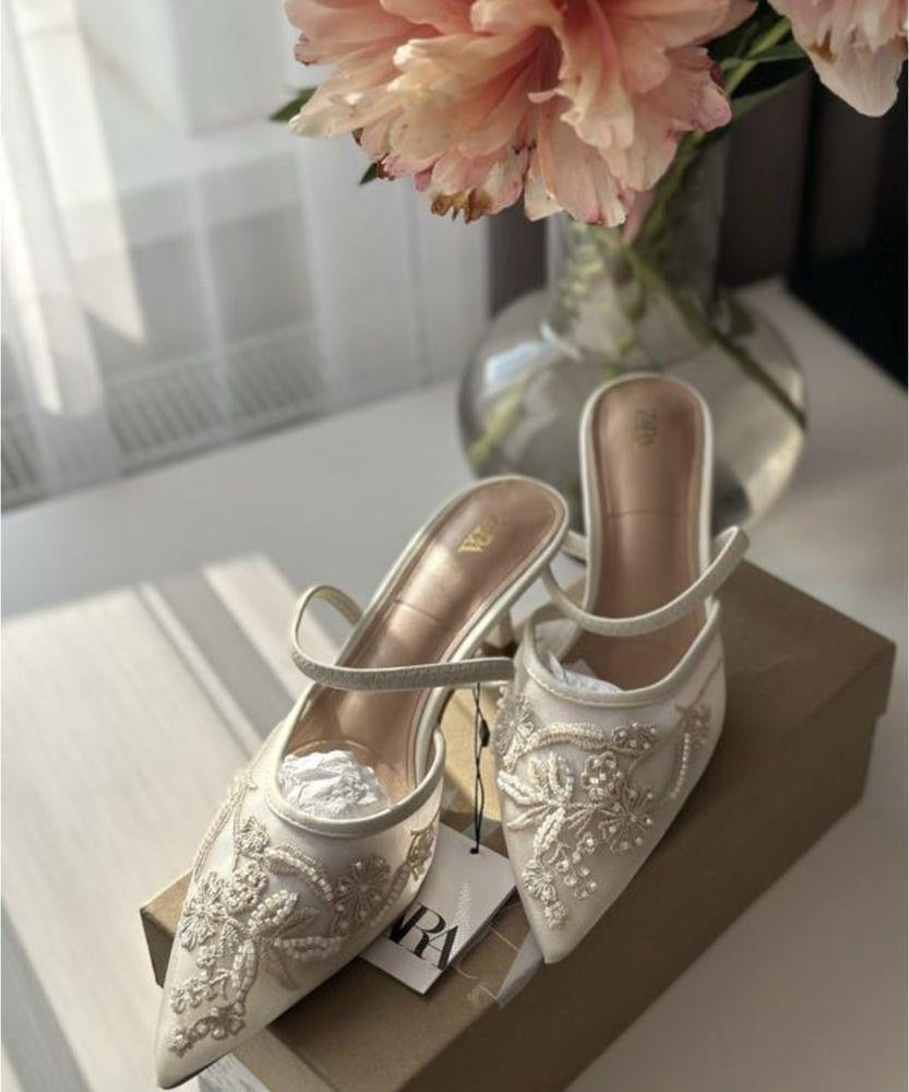 ZARA EMBROIDERY HEELS