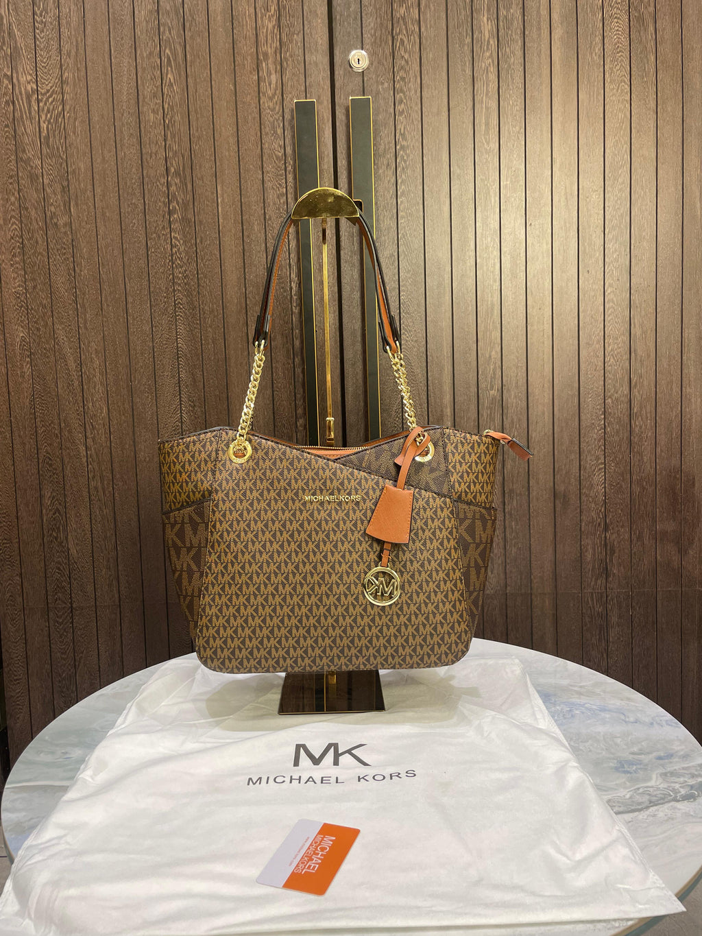 MICHAEL KORS BROWN JET SET LARGE TOTE