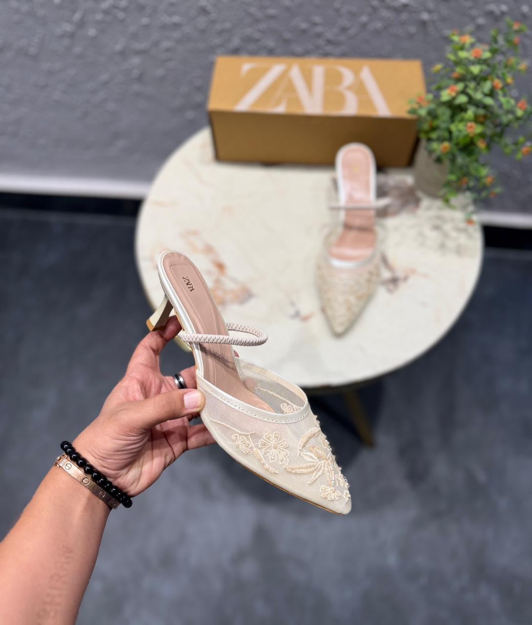 ZARA EMBROIDERY HEELS