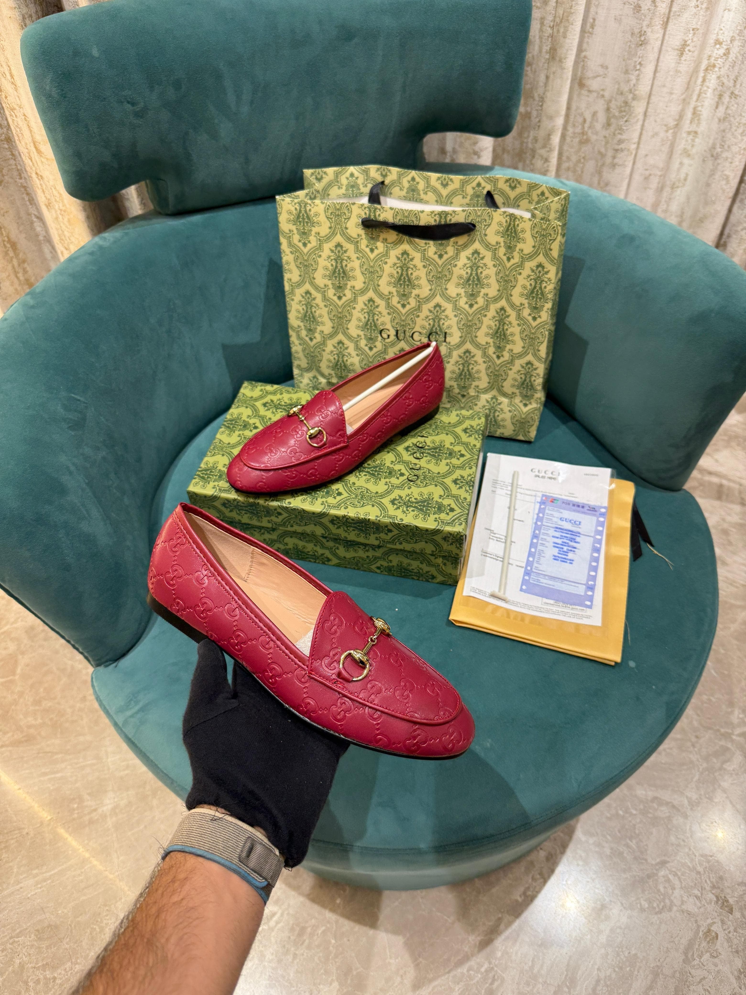 GUCCI JORDAAN MAROON LOAFERS