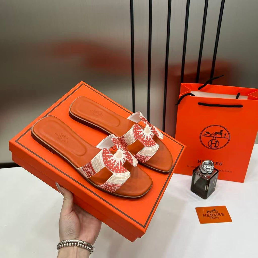 HERMES PARIS OREN FLATS
