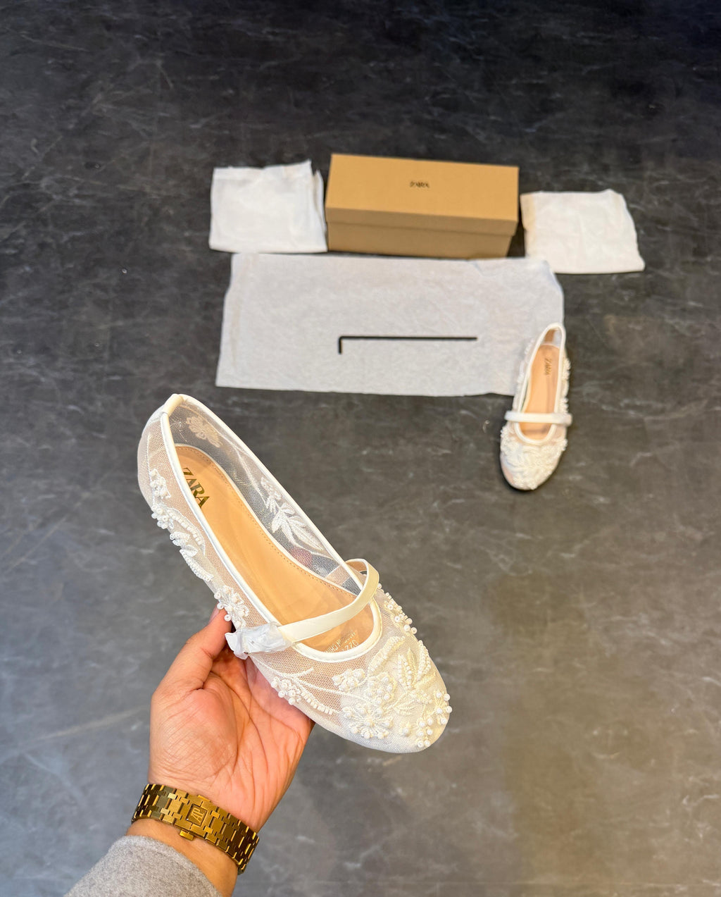 ZARA EMBROIDERED PEARLS BALLET FLATS