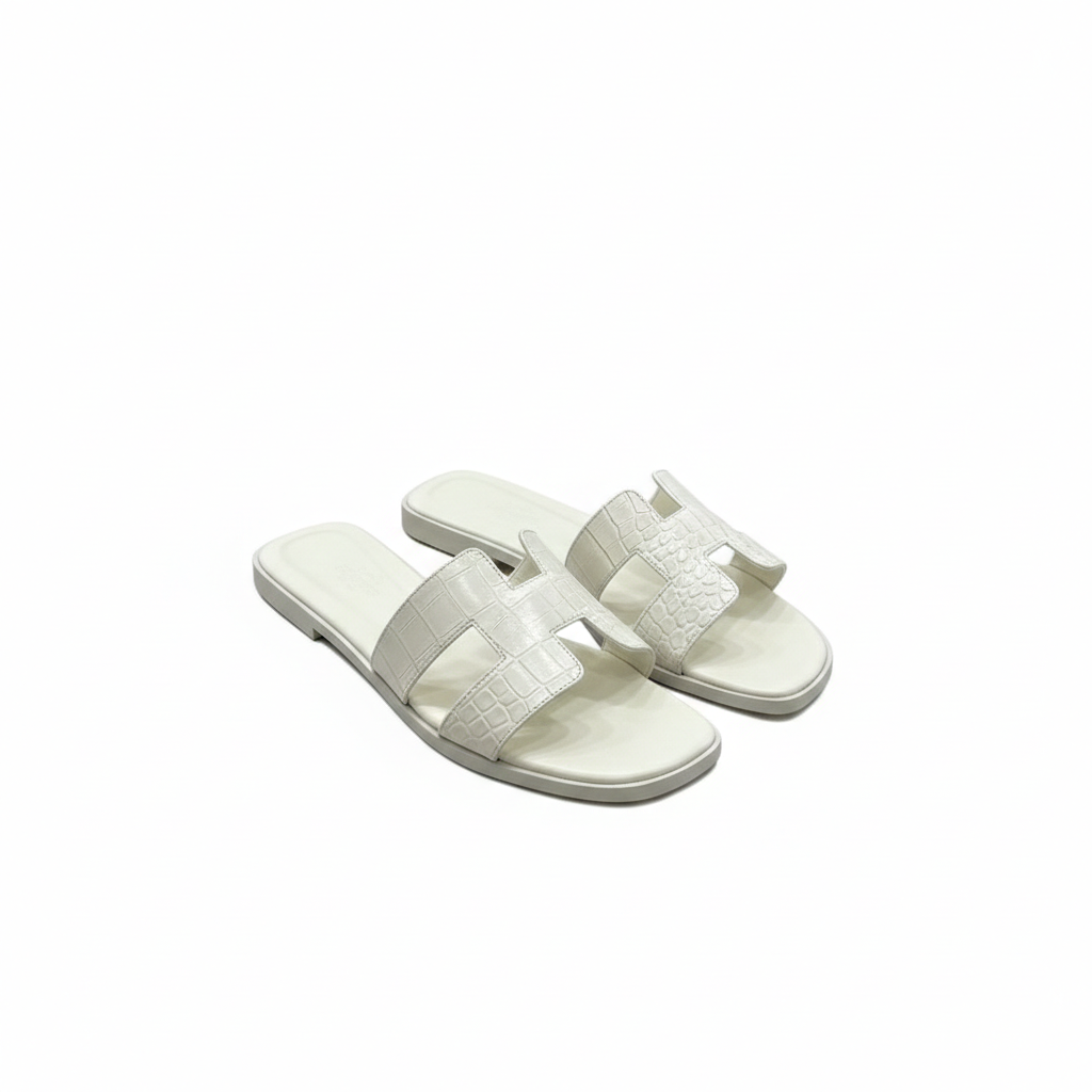 HERMES PARIS OREN FLATS