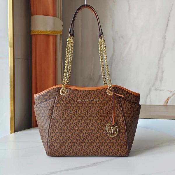 MICHAEL KORS JET SET TRAVEL CHAIN TOTE