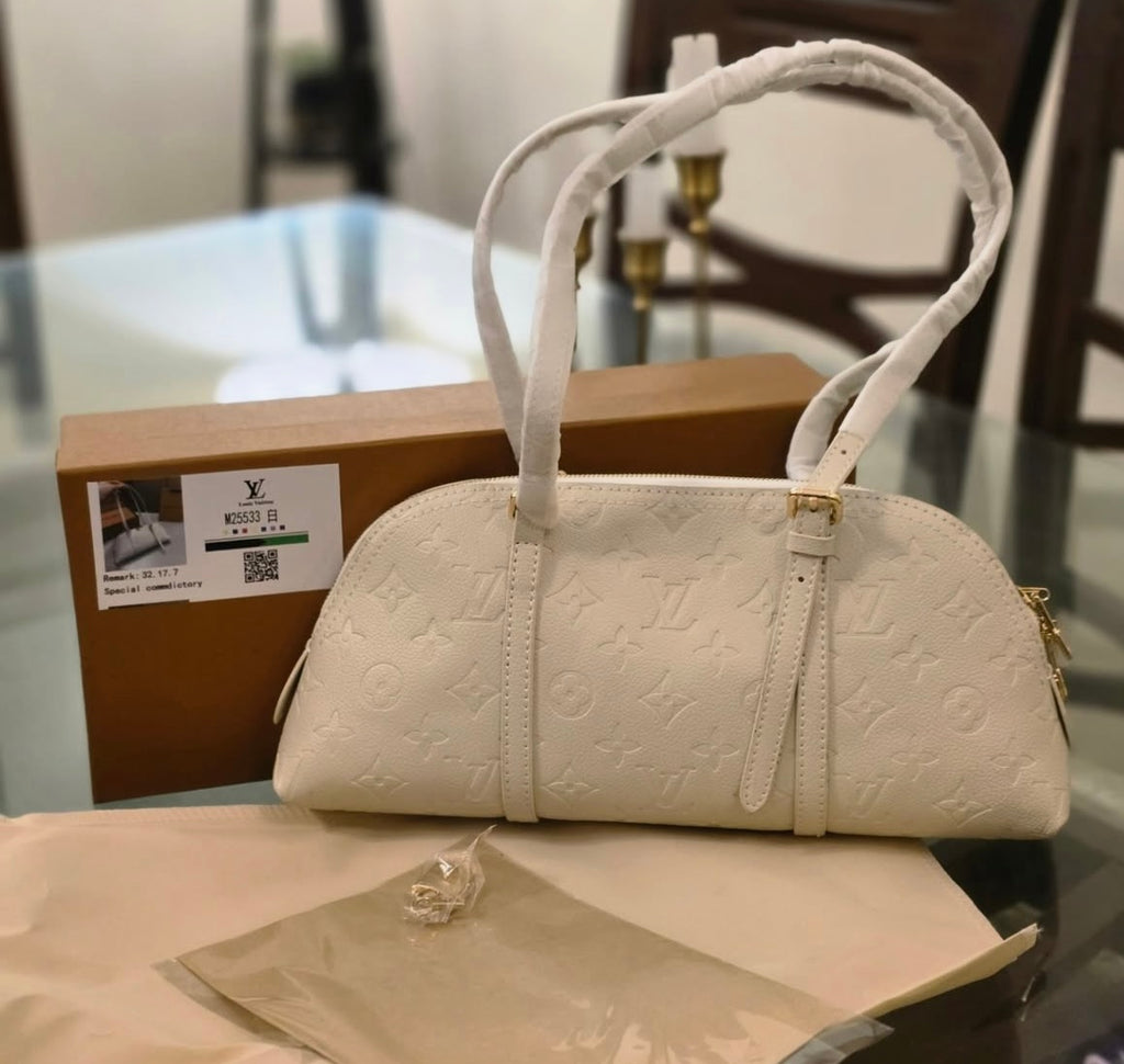 LOUIS VUITTON MONOGRAM SHOULDER BAG