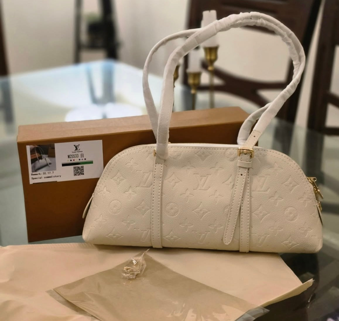 LOUIS VUITTON MONOGRAM SHOULDER BAG