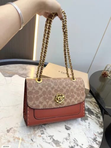 COACH CC SIGNATURE RIVET PARKER 18 SHOULDER BAG