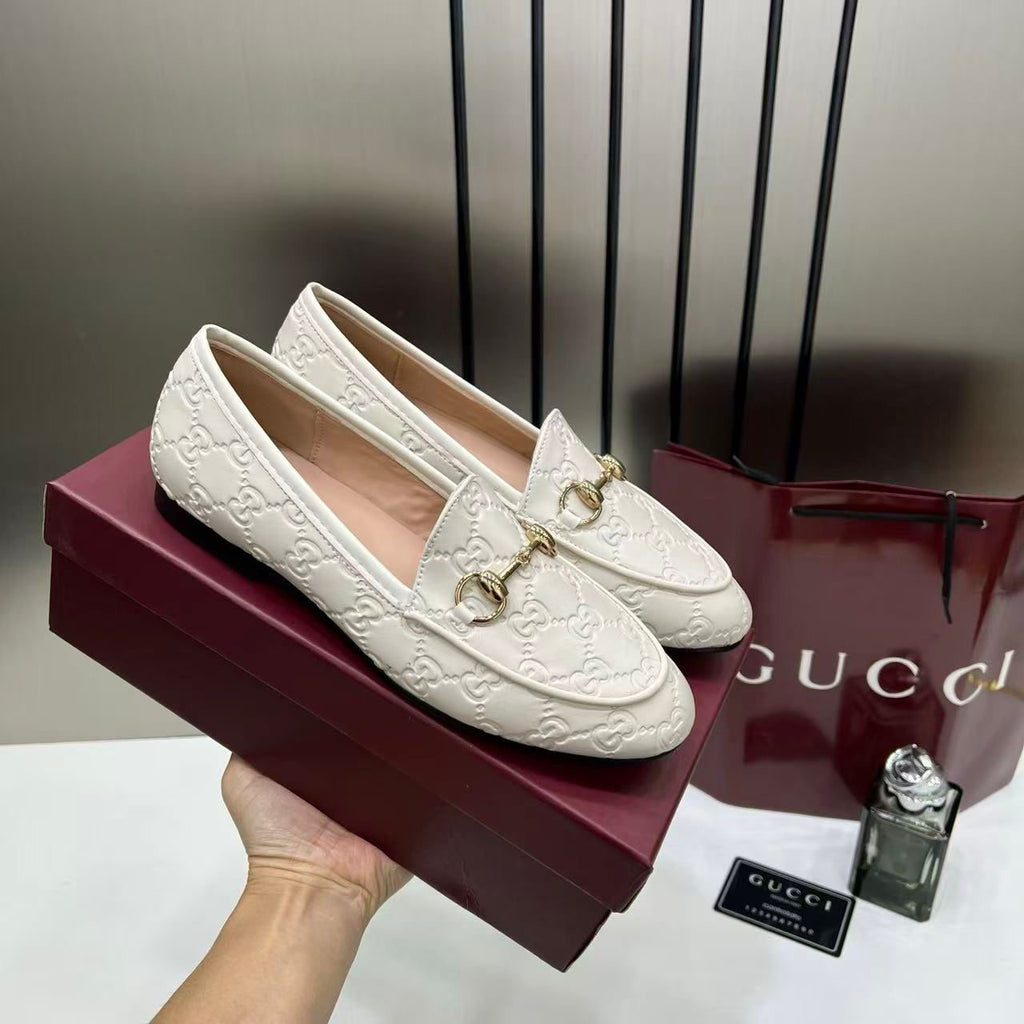 GUCCI WOMENS JORDAAN LOAFERS